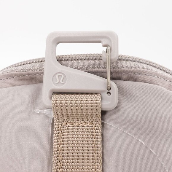 Lululemon Packable Large Tote 30L Raw Linen Beige OS - Picture 9 of 16
